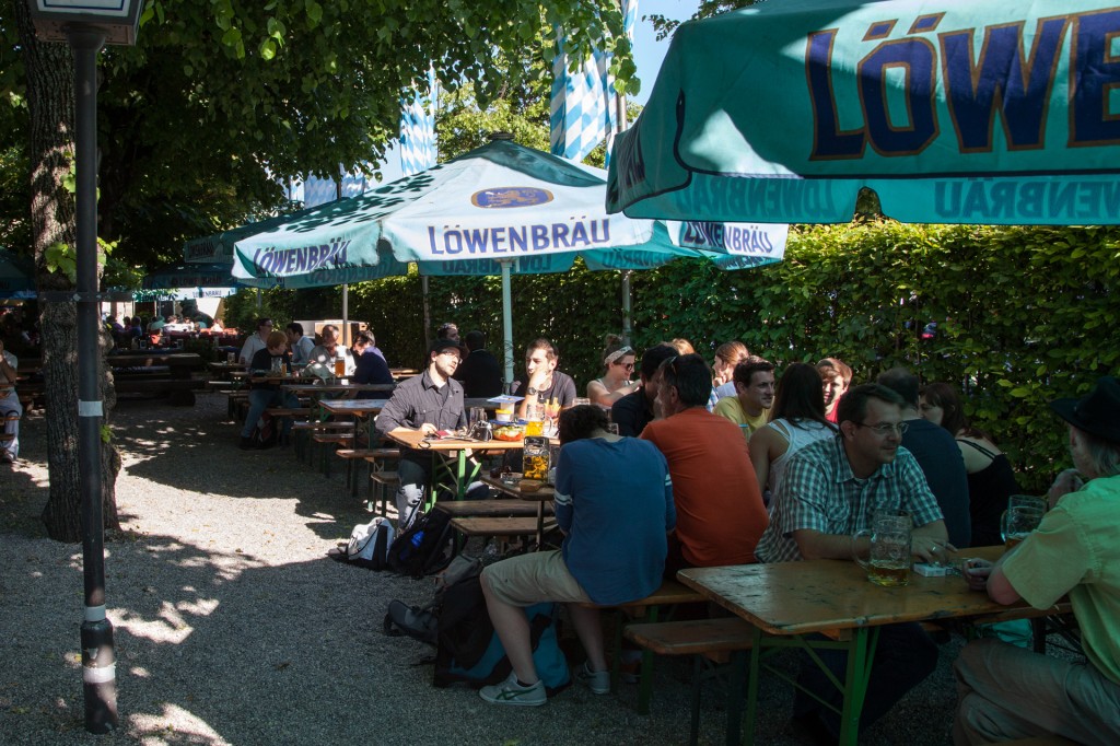 Löwenbräu Biergartenbesuch